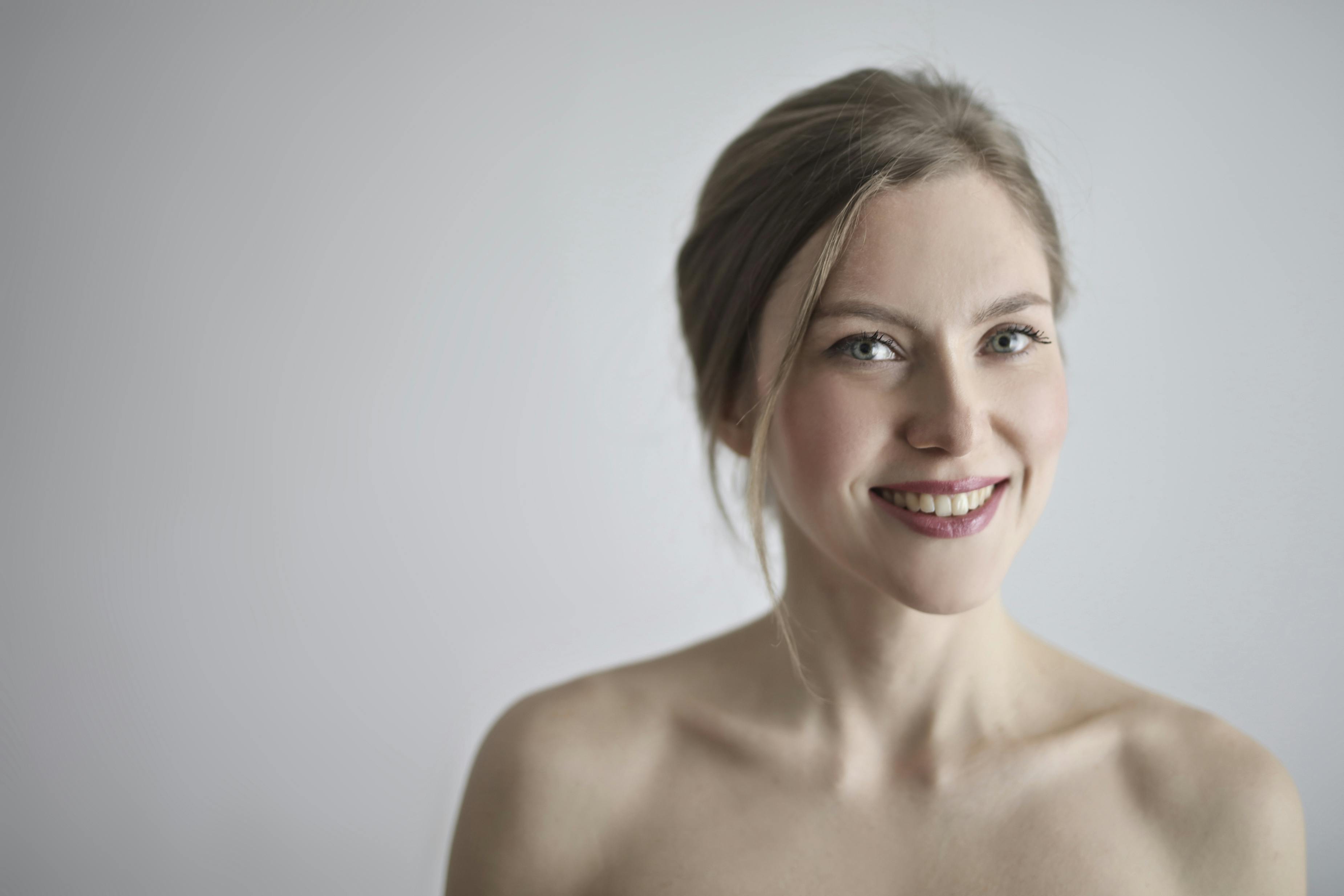 短剧海报：我在山海等你